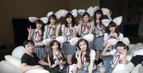 娱乐吃瓜酱带节奏,明星幕后真相，带你领略娱乐圈风云变幻！