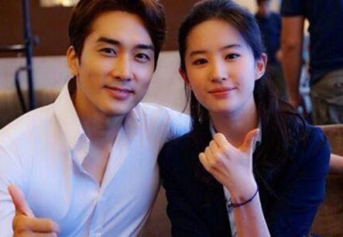 娱乐圈吃瓜崽是谁,揭秘娱乐圈神秘“吃瓜崽”身份之谜